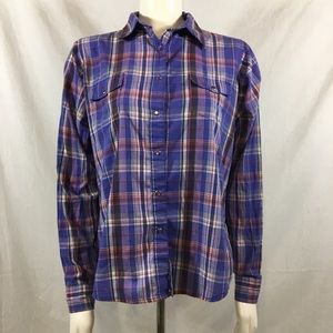 Women’s wrangler rancher button up size-XL
